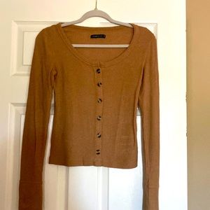 Abercrombie & Fitch tan sweater xs